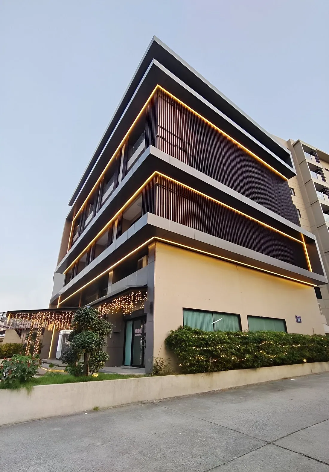 patong bay residence